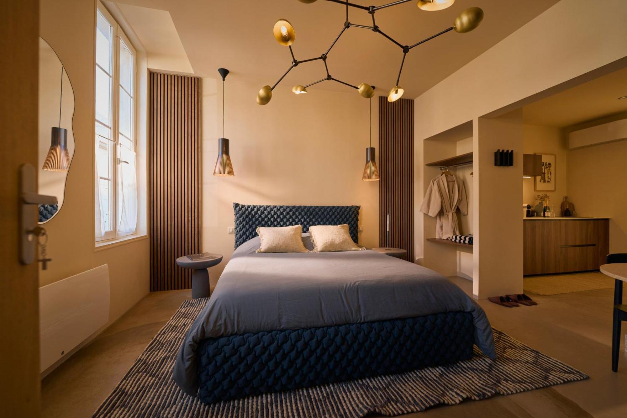 Suite Atypique - Jacuzzi Privatif En Centre Ville De Cognac Zewnętrze zdjęcie