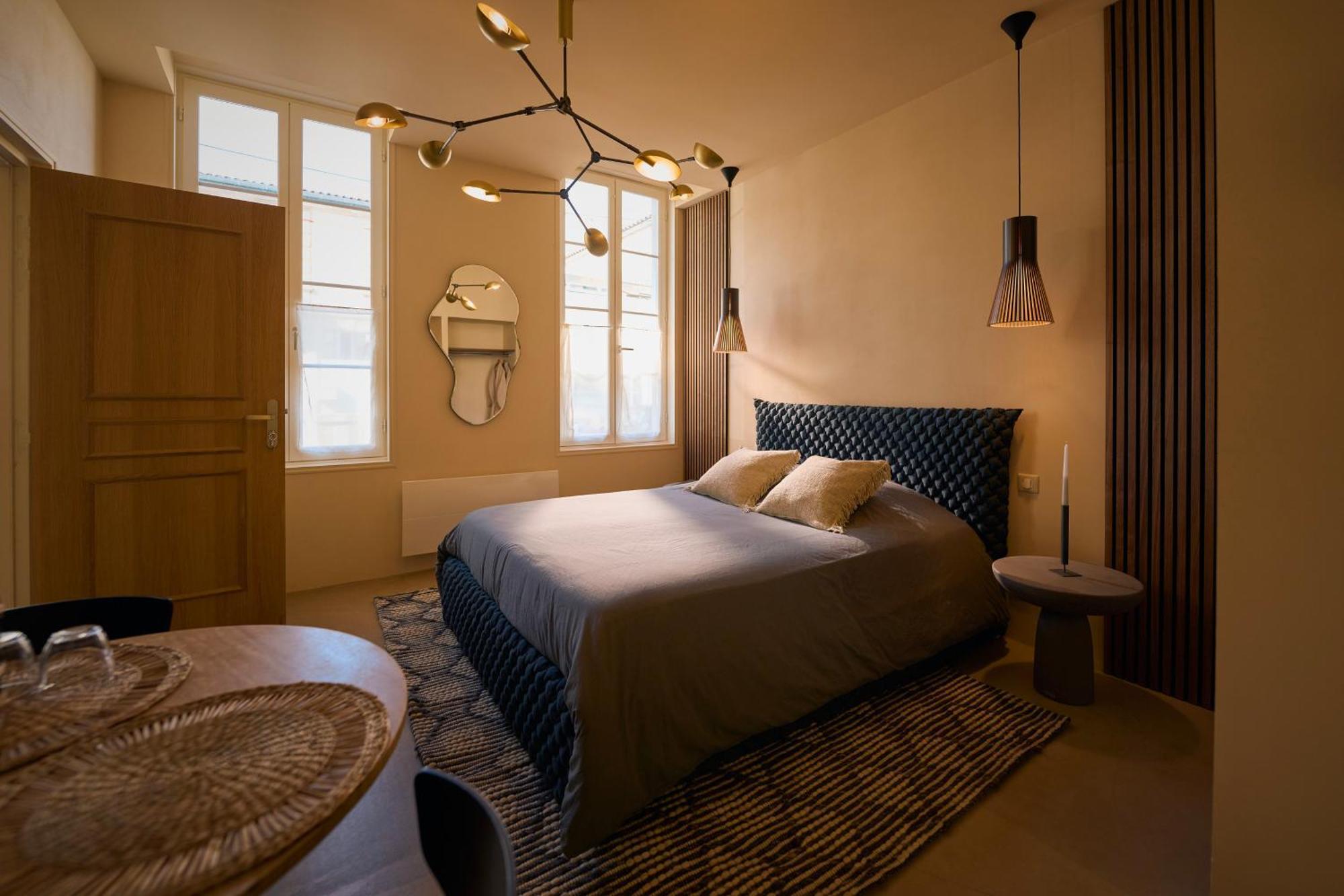 Suite Atypique - Jacuzzi Privatif En Centre Ville De Cognac Zewnętrze zdjęcie